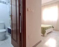 Resale - Apartament  - Torrevieja - Playa de los Locos