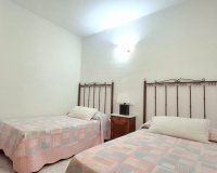 Resale - Apartament  - Torrevieja - Playa de los Locos