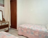 Resale - Apartament  - Torrevieja - Playa de los Locos