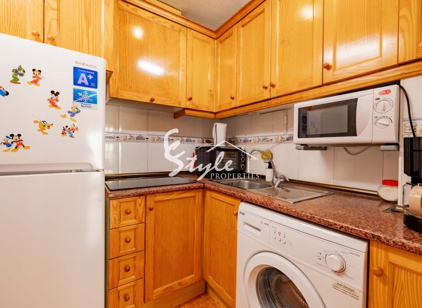 Resale - Apartament  - Torrevieja - Playa de los locos