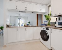 Resale - Apartament  - Torrevieja - Playa de los Locos