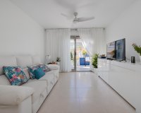 Resale - Apartament  - Torrevieja - Playa de los Locos