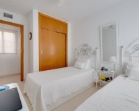 Resale - Apartament  - Torrevieja - Playa de los Locos