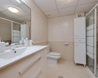 Resale - Apartament  - Torrevieja - Playa de los Locos