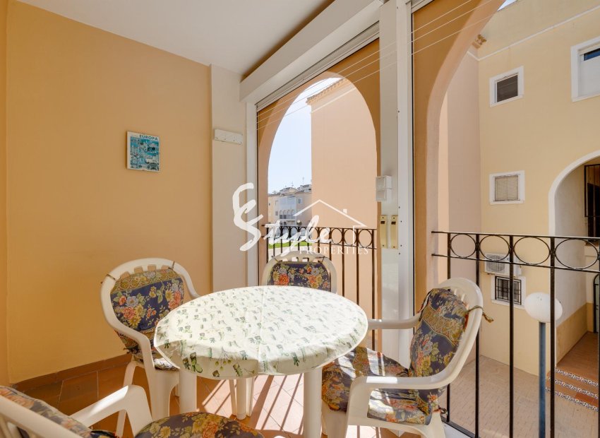 Resale - Apartament  - Torrevieja - Playa De Los Náufragos