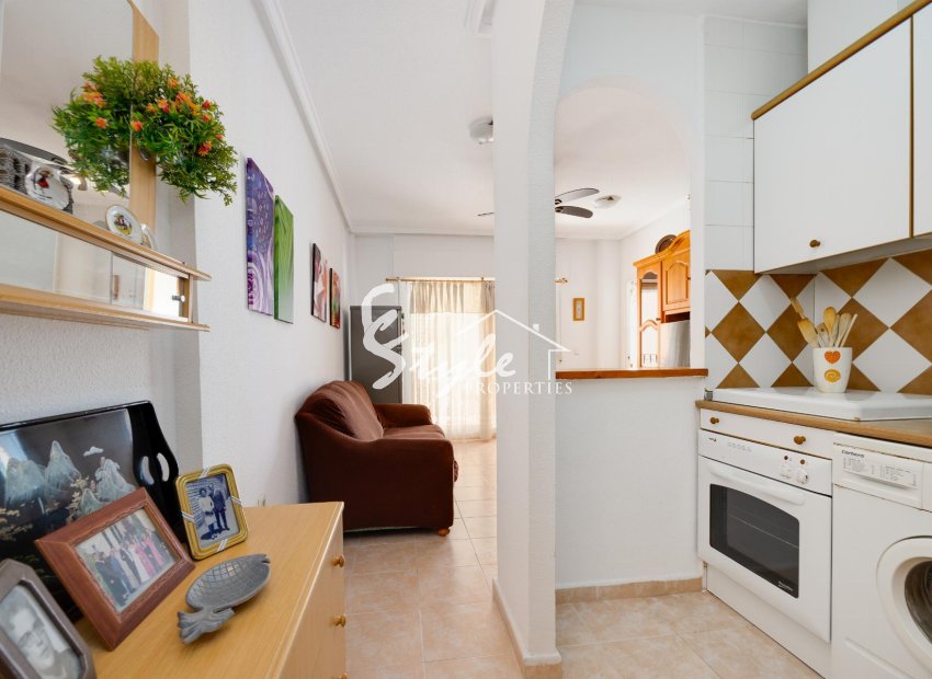 Resale - Apartament  - Torrevieja - Playa De Los Náufragos