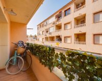Resale - Apartament  - Torrevieja - Playa De Los Náufragos