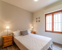 Resale - Apartament  - Torrevieja - Playa de los Naufragos