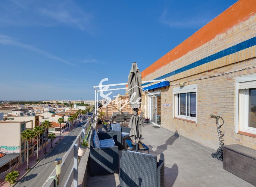 Resale - Apartament  - Torrevieja - Playa De Los Náufragos