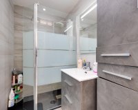 Resale - Apartament  - Torrevieja - Playa De Los Náufragos