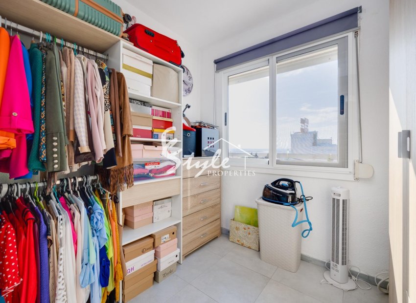 Resale - Apartament  - Torrevieja - Playa De Los Náufragos
