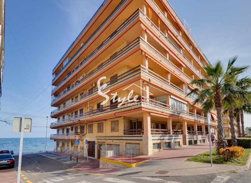 Resale - Apartament  - Torrevieja - Playa De Los Náufragos