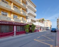 Resale - Apartament  - Torrevieja - Playa De Los Náufragos