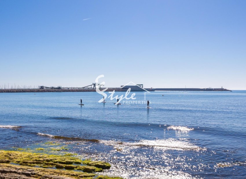 Resale - Apartament  - Torrevieja - Playa De Los Náufragos