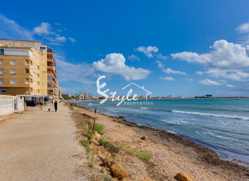 Resale - Apartament  - Torrevieja - Playa De Los Náufragos