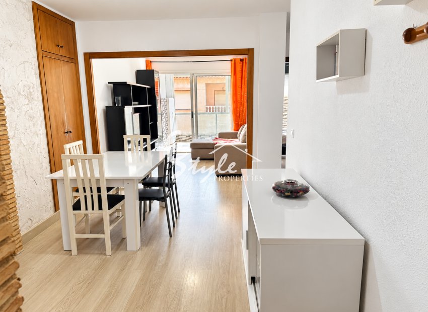 Resale - Apartament  - Torrevieja - Playa De Los Náufragos
