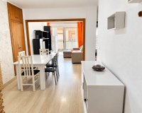 Resale - Apartament  - Torrevieja - Playa De Los Náufragos