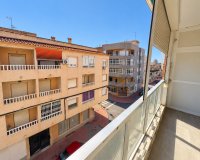Resale - Apartament  - Torrevieja - Playa De Los Náufragos