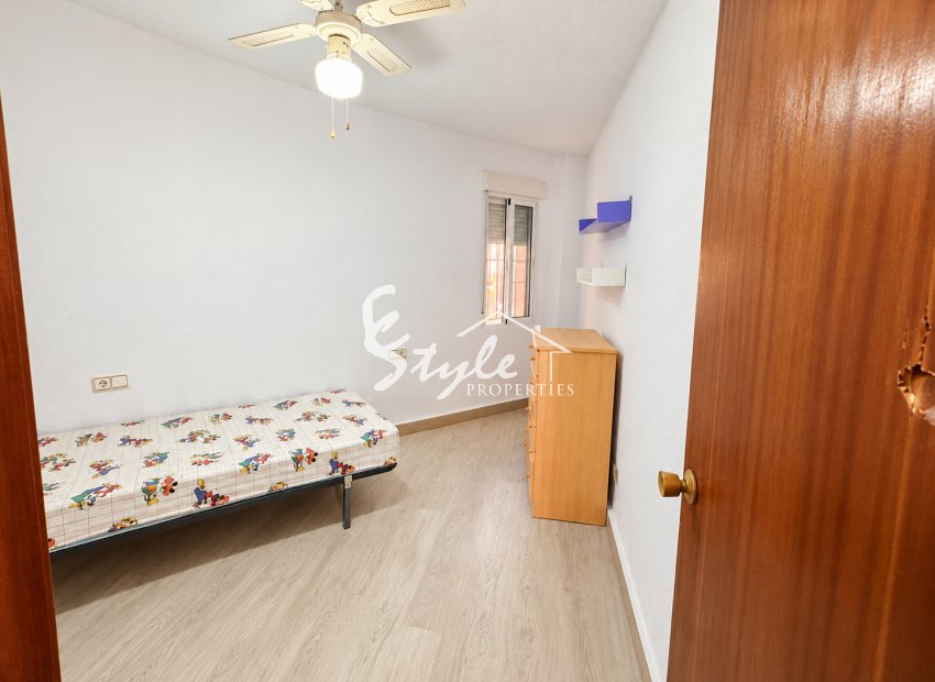 Resale - Apartament  - Torrevieja - Playa De Los Náufragos