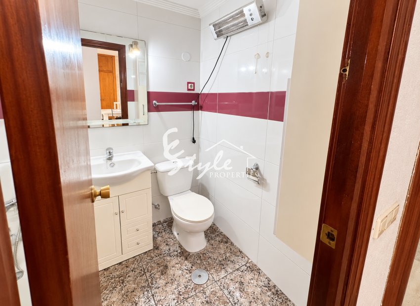 Resale - Apartament  - Torrevieja - Playa De Los Náufragos