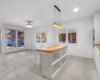 Resale - Apartament  - Torrevieja - Playa del Acequión