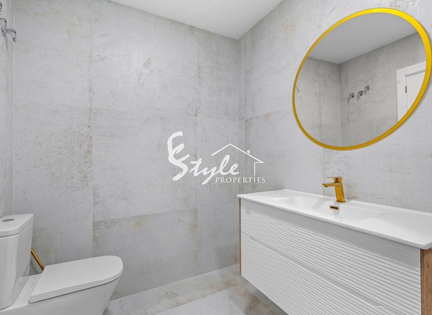 Resale - Apartament  - Torrevieja - Playa del Acequión