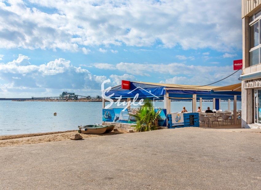 Resale - Apartament  - Torrevieja - Playa del Acequión