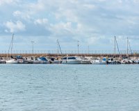 Resale - Apartament  - Torrevieja - Playa del Acequión