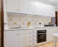 Resale - Apartament  - Torrevieja - Playa del Acequión