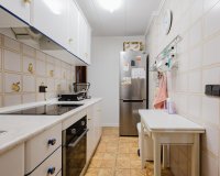 Resale - Apartament  - Torrevieja - Playa del Acequión