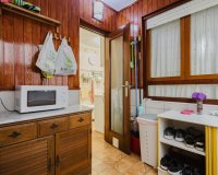 Resale - Apartament  - Torrevieja - Playa del Acequión