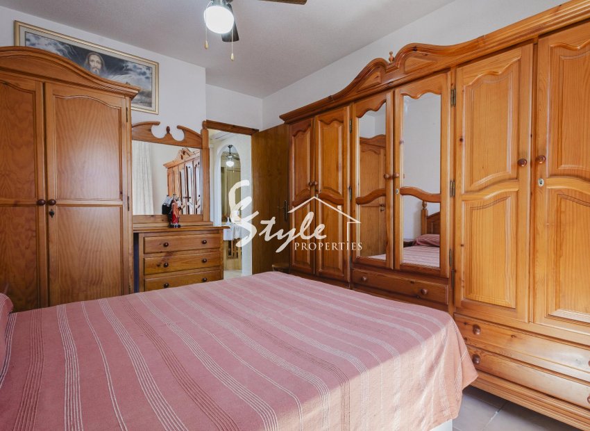 Resale - Apartament  - Torrevieja - Playa del Acequión