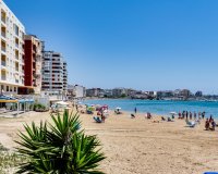 Resale - Apartament  - Torrevieja - Playa del Acequión