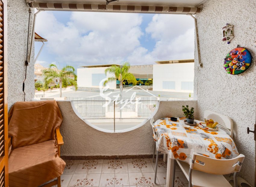 Resale - Apartament  - Torrevieja - Playa del Acequión