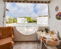 Resale - Apartament  - Torrevieja - Playa del Acequión