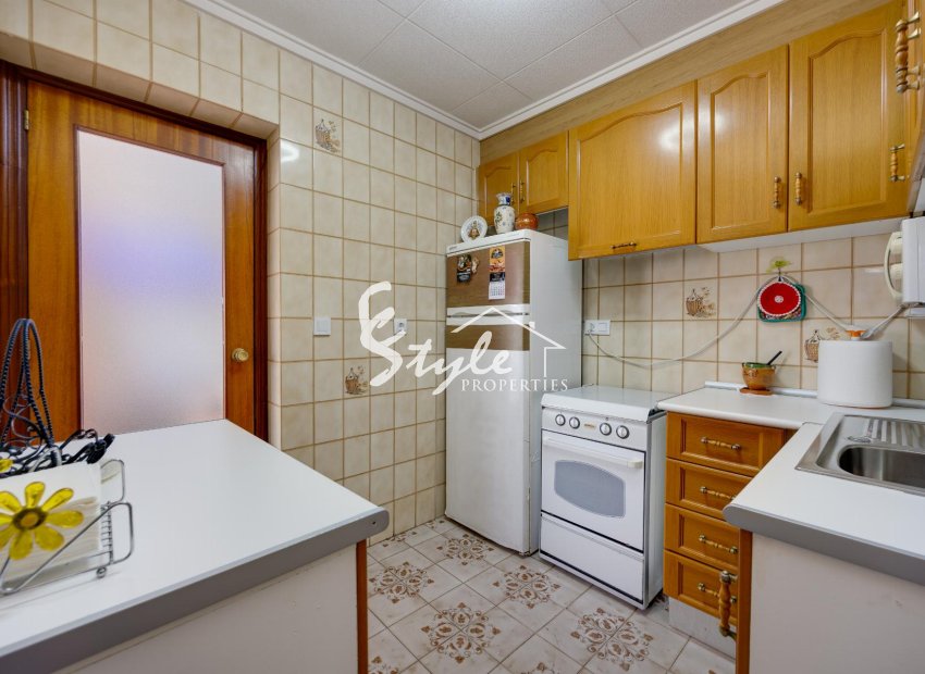 Resale - Apartament  - Torrevieja - Playa del Acequión