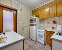 Resale - Apartament  - Torrevieja - Playa del Acequión