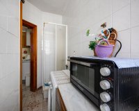 Resale - Apartament  - Torrevieja - Playa del Acequión