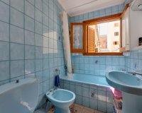 Resale - Apartament  - Torrevieja - Playa del Acequión