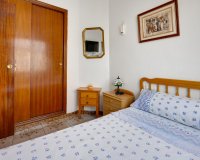 Resale - Apartament  - Torrevieja - Playa del Acequión