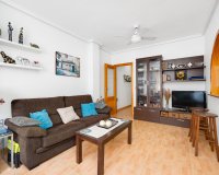 Resale - Apartament  - Torrevieja - Playa del Acequión