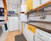 Resale - Apartament  - Torrevieja - Playa del Acequión
