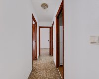 Resale - Apartament  - Torrevieja - Playa del Acequión