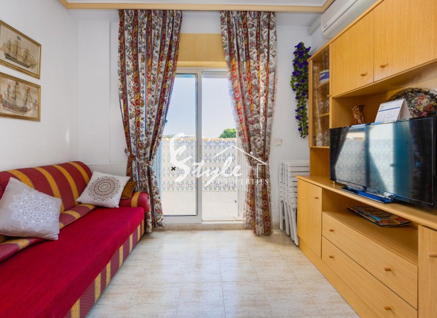 Resale - Apartament  - Torrevieja - Playa del Acequión
