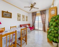 Resale - Apartament  - Torrevieja - Playa del Acequión