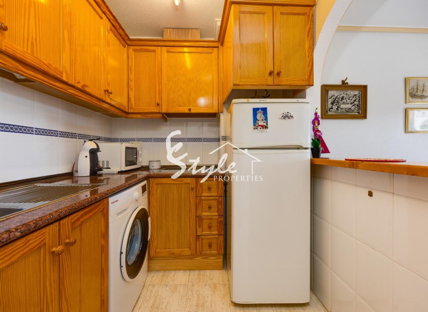 Resale - Apartament  - Torrevieja - Playa del Acequión