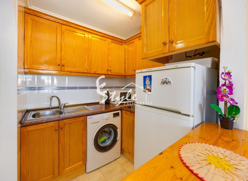 Resale - Apartament  - Torrevieja - Playa del Acequión