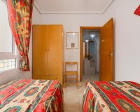 Resale - Apartament  - Torrevieja - Playa del Acequión