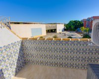 Resale - Apartament  - Torrevieja - Playa del Acequión