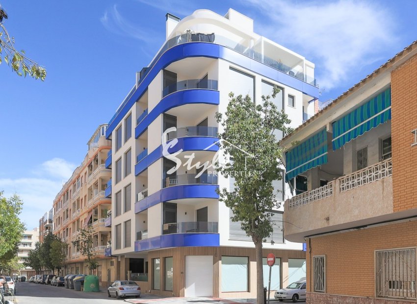 Resale - Apartament  - Torrevieja - Playa del Cura